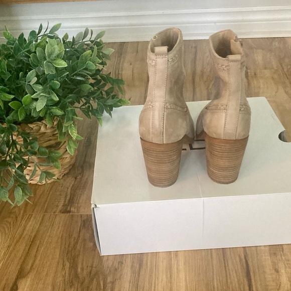 Aldos Cathrina Booties - Picture 5 of 5